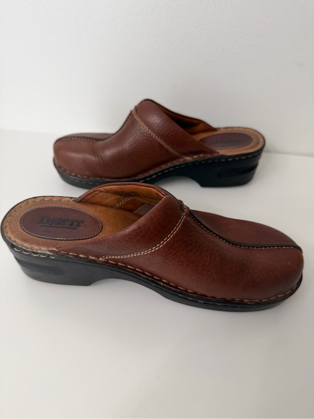 Born Brown Leather Slip-On Clog Size 9 - Picture 7 of 14